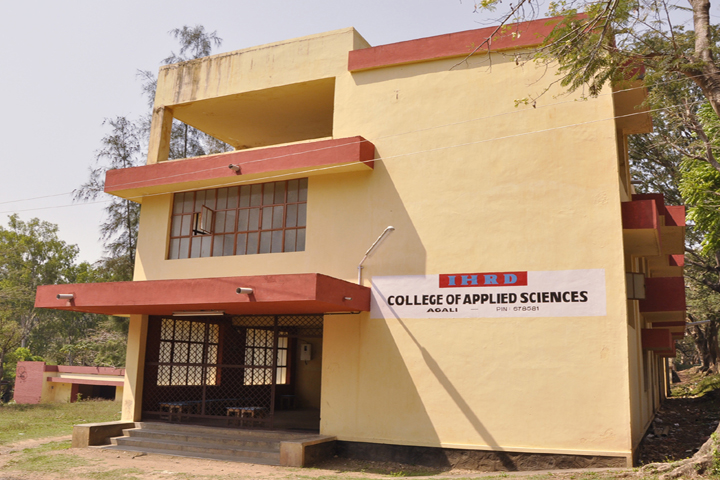 https://cache.careers360.mobi/media/colleges/social-media/media-gallery/16227/2019/4/13/College View of College of Applied Science Attappadi_Campus-View.jpg